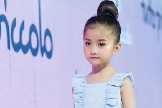 Emily Nhã Uyên đoạt 'Người mẫu nhí xuất sắc nhất' tại Thượng Hải