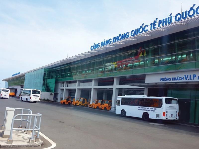 Điều tra chất bột nghi thuốc nổ trong hành lý 2 hành khách tại sân bay Phú Quốc-1