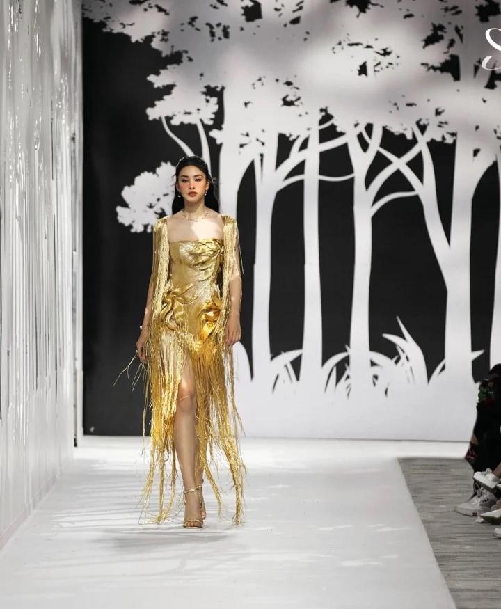 Chuyện yêu nhiều tin đồn của Hoa hậu Tiểu Vy-9