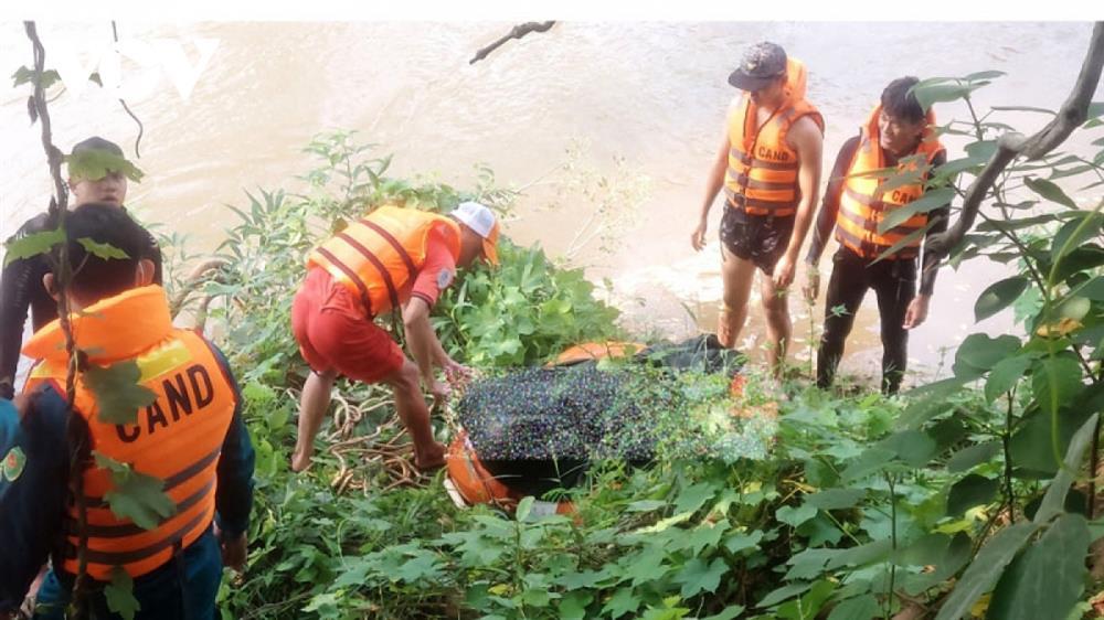 Tìm thấy thi thể nam sinh lớp 11 ở Bình Phước sau 2 ngày mất tích-1