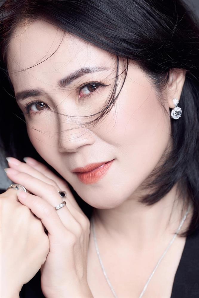 Nguyệt Hằng hé lộ tính liều của ông xã Anh Tuấn để vượt qua nợ nần-2