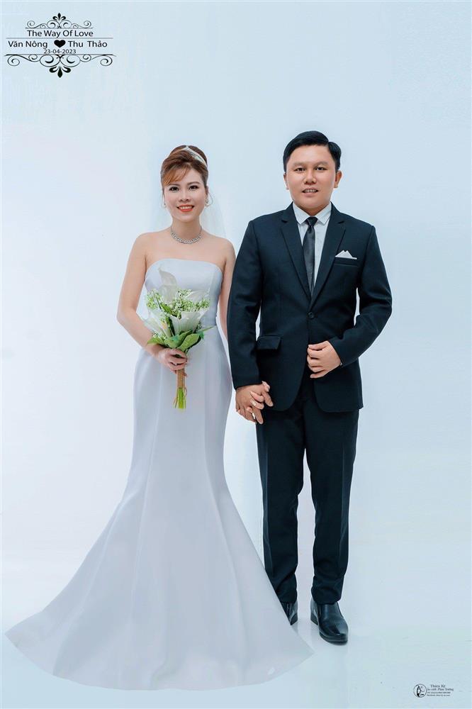 Cặp đôi Bạn muốn hẹn hò không bấm nút tìm hiểu nhưng bất ngờ thông báo kết hôn-6