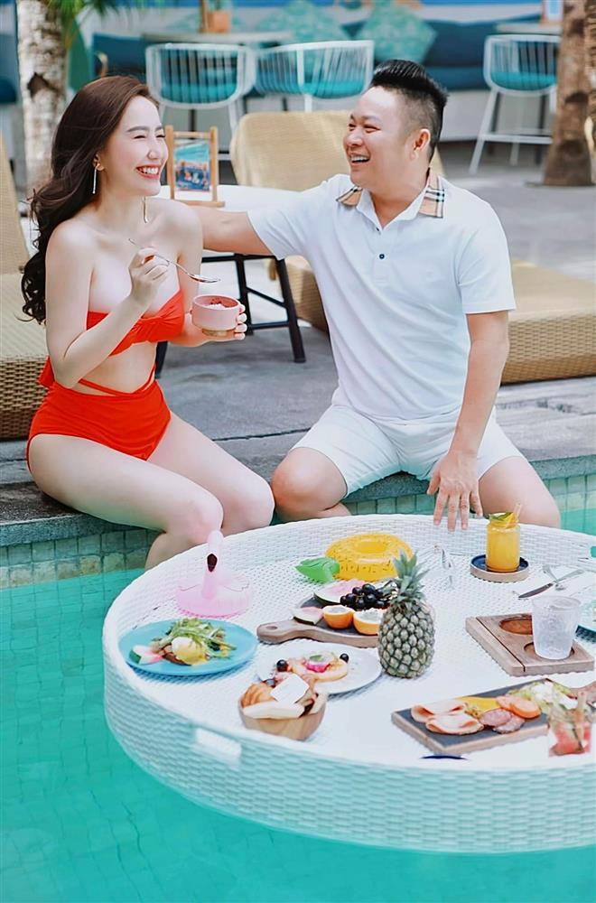 Bảo Thy sống như bà hoàng trong biệt thự rộng lớn với chồng đại gia-7