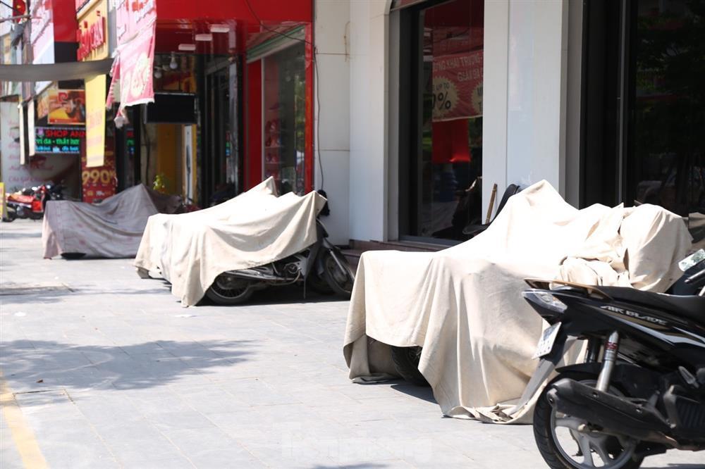 Người dân gồng mình giữa chảo lửa bỏng rát 42 độ C-5