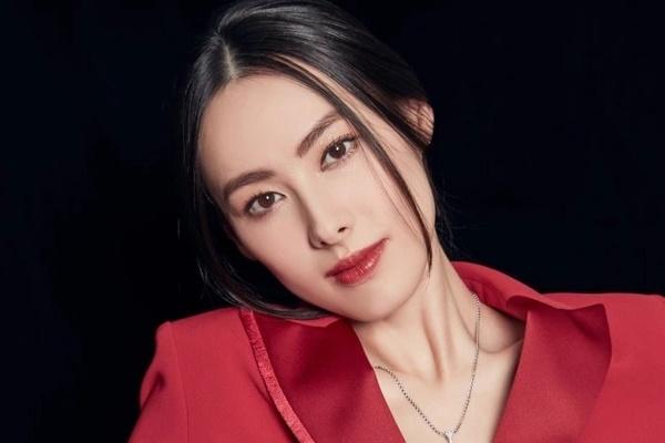 Chuyện tình của mỹ nhân từ bỏ sự nghiệp ở tuổi 20, sinh con cho tỷ phú-5