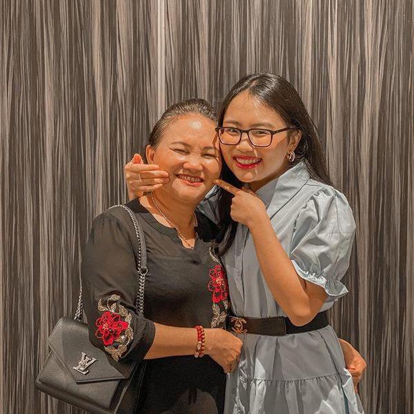 Mẹ ruột Phương Mỹ Chi: Bỏ nghề bán chè đầu hẻm, đổi đời nhờ thành công của con gái-7