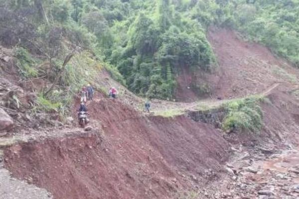 Tai nạn nghiêm trọng ở Đà Nẵng, 1 người nước ngoài tử vong tại chỗ-4