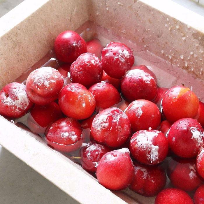 Làm được 3 món tuyệt ngon từ quả mận chỉ trong 1 quy trình-1