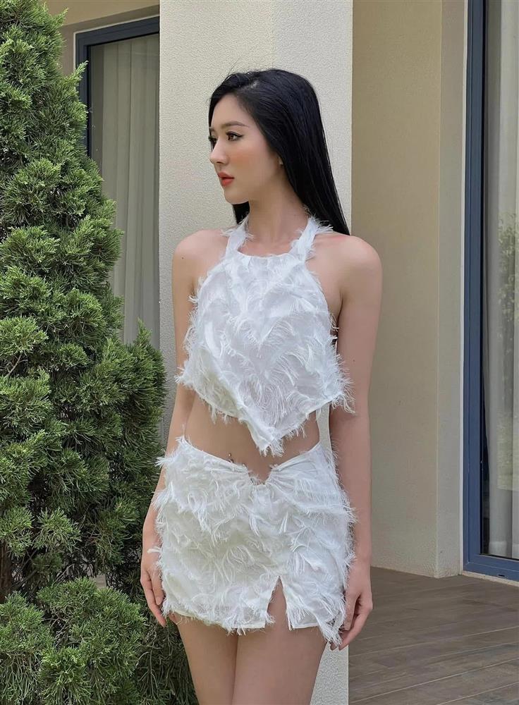 3 bóng hồng Vbiz cao trên 1m72 khiến ông xã phải dè chừng-12