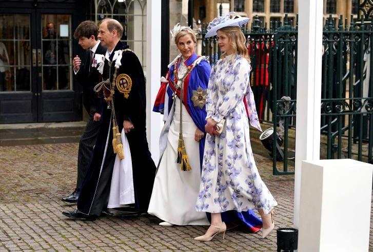 Hoàng gia Anh và dàn khách mời mặc gì trong lễ đăng cơ của Vua Charles III?-8