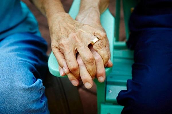 Nhìn hóa đơn tiền điện mà tôi chỉ muốn đuổi em chồng ra khỏi nhà-1