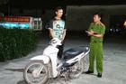 Bắt thanh niên cướp giật tài sản của du khách nước ngoài ở Ninh Bình