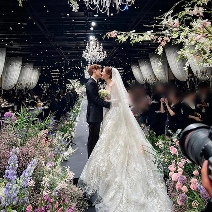 Lee Da Hae và Se7en hôn nhau say đắm trong đám cưới cổ tích-3