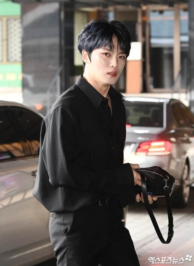 Lee Da Hae và Se7en hôn nhau say đắm trong đám cưới cổ tích-4