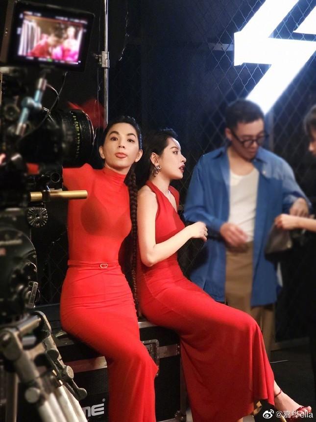 Chi Pu đu idol ở Đạp Gió 2023: Chung đội Ella, còn được khen hết lời-1