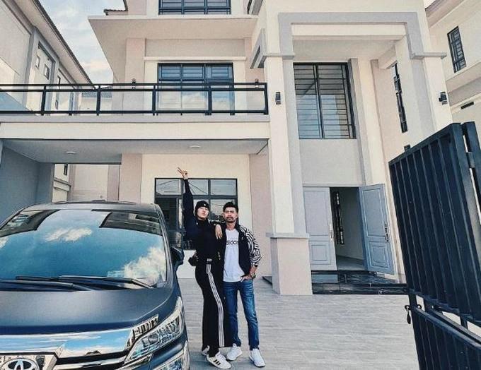 Vẻ cuốn hút của nữ vận động viên bay lên đốt đuốc ở SEA Games 32-5