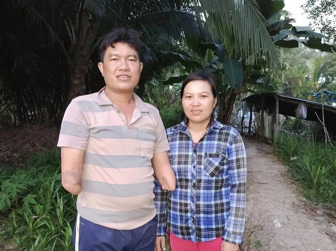 Mất 2 tay, người đàn ông livestream bán hàng nhưng chỉ... 3 người xem-2