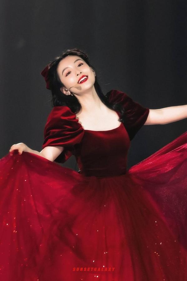 Sự thật về Ngô Thiến, đồng đội Chi Pu ở Đạp Gió 2023 bị chê giả tạo-8