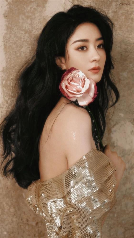 Tuổi U40 của Triệu Lệ Dĩnh: Cả sự nghiệp và nhan sắc đều thăng hoa-1