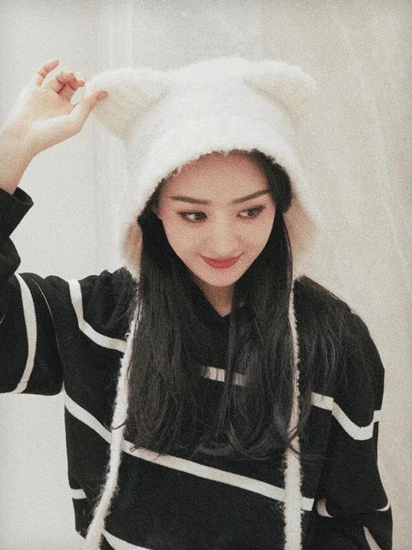 Tuổi U40 của Triệu Lệ Dĩnh: Cả sự nghiệp và nhan sắc đều thăng hoa-9