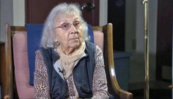 Những người thoát yêu râu xanh: Cụ bà U90 bịa có HIV để cứu mình-1