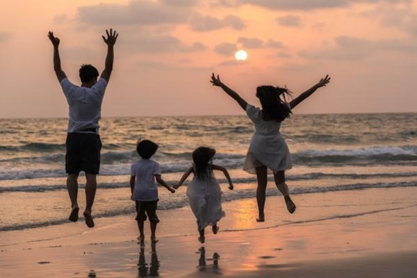 Tôi khổ cực trồng cây, lẽ nào để tiểu tam an nhàn hái quả ngọt?-1