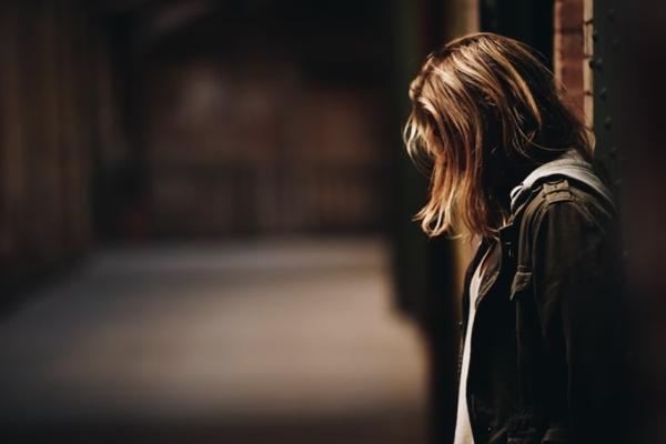 Tôi khổ cực trồng cây, lẽ nào để tiểu tam an nhàn hái quả ngọt?-2