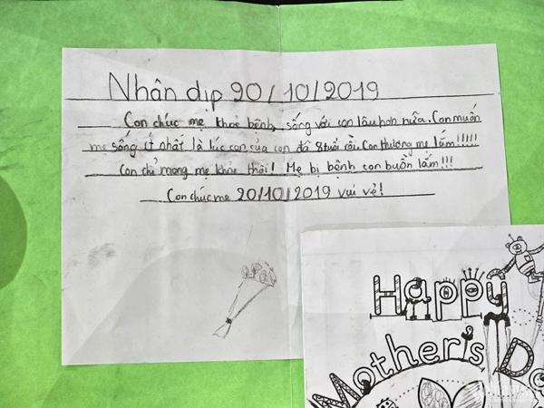 Rơi nước mắt với dòng viết của con trai 13 tuổi gửi mẹ Hồng Vy-1