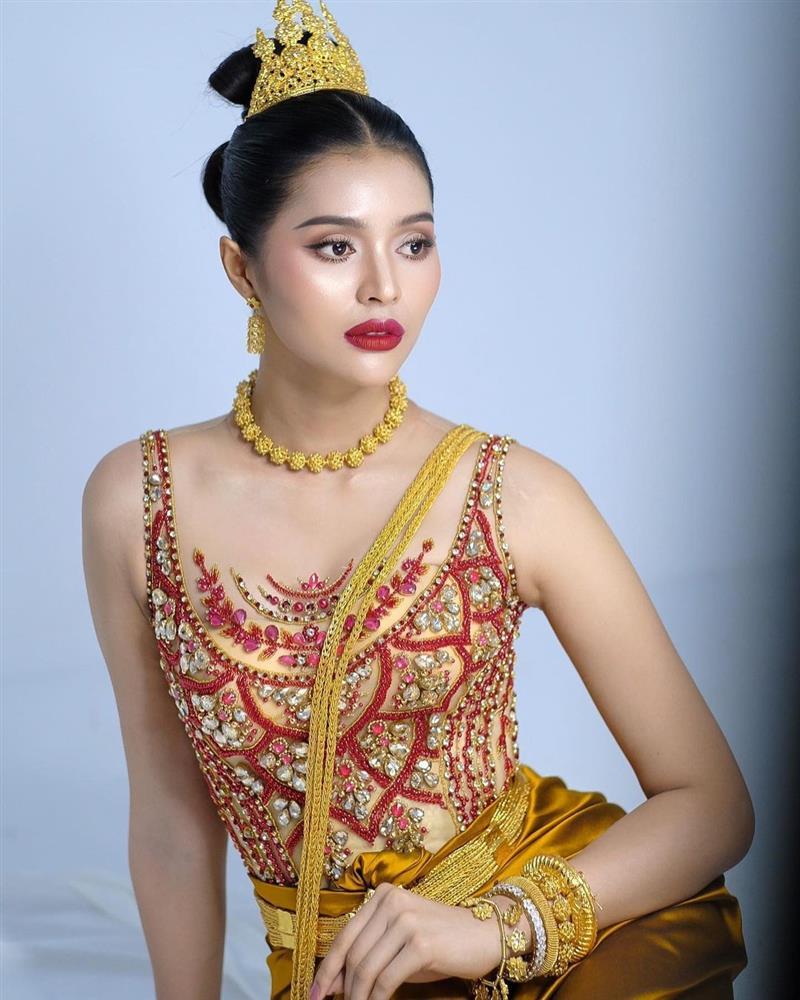 Người đẹp lai gây chú ý ở Hoa hậu Hòa bình Campuchia-10