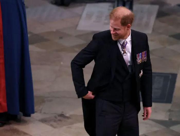 5 chi tiết nhỏ về lễ đăng quang Vua Charles không mấy người nhận ra-5