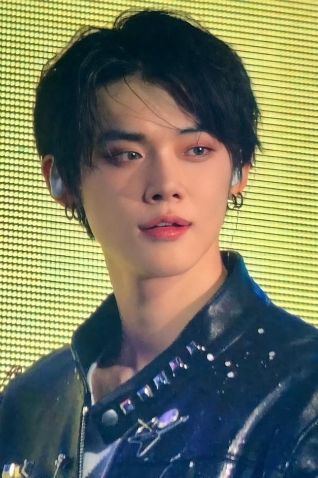 Đọc vị chòm sao tháng 5: Thích kết bạn, sẵn sàng giúp đỡ người khác-1