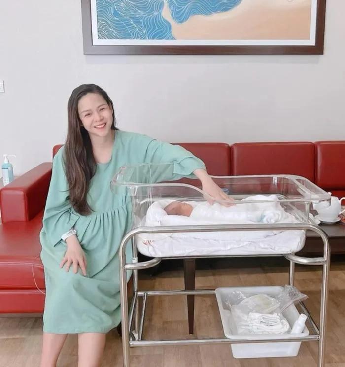 Nữ diễn viên thắt ống dẫn trứng sau khi sinh con 4 ngày-2