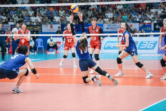 Bóng chuyền nữ Việt Nam thắng CLB Trung Quốc, gây địa chấn giải châu Á-1
