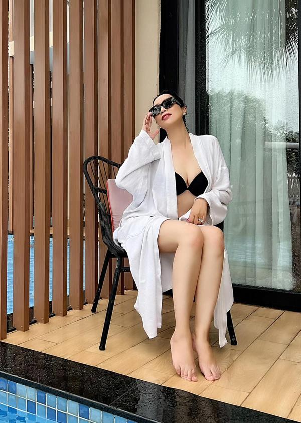 Tuổi 52, Trịnh Kim Chi diện bikini khoe dáng gợi cảm nhờ một bí quyết-5