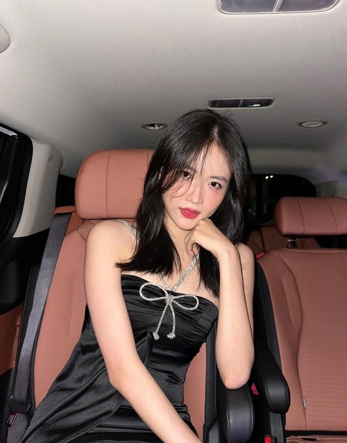 Á hậu chân dài 1,2m Trương Mỹ Nhân và chuyện hợp tan với bạn trai kém tuổi-14