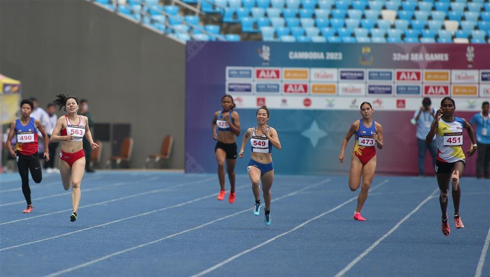 Đánh rơi HCV SEA Games, Nguyễn Thị Huyền nói điều bất ngờ-1