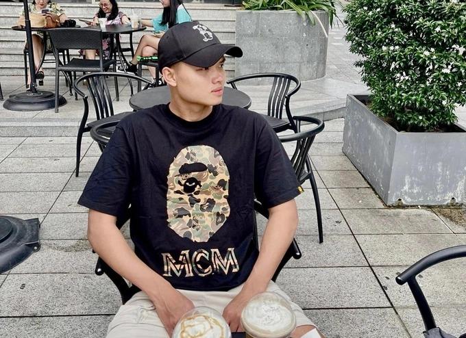 Cầu thủ Việt ghi 2 bàn vào lưới U22 Malaysia thích mặc áo đôi với bạn gái-2