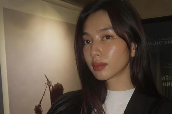 Thùy Tiên lộ nhược điểm làn da và mái tóc qua loạt ảnh không chỉnh sửa