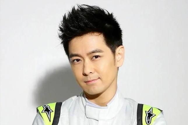 Dương Dương ở khách sạn 3 đêm với thần tiên tỷ tỷ thế hệ mới-4