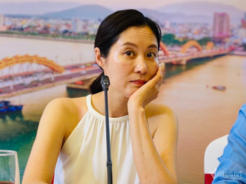 Nhan sắc đời thực của minh tinh Phong Hậu ở tuổi 49-5