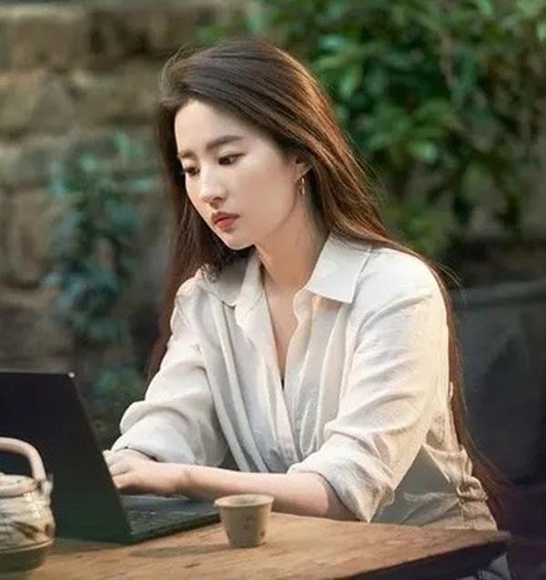 Vì sao đến Lưu Diệc Phi, Ngu Thư Hân cũng bị chê xấu?-7