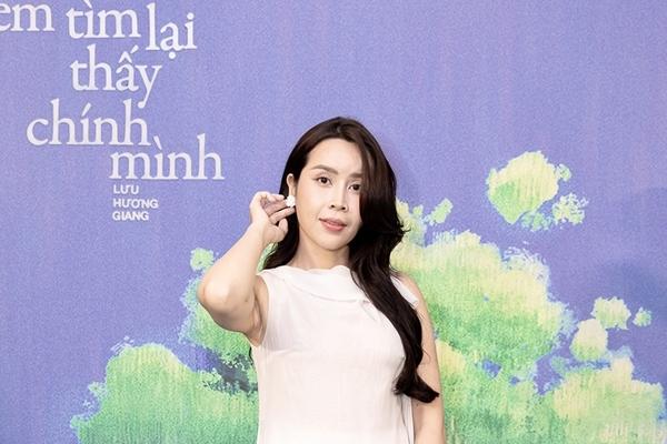 Lưu Hương Giang làm gì khi đóng cửa hoạt động nghệ thuật suốt 1 năm?-15