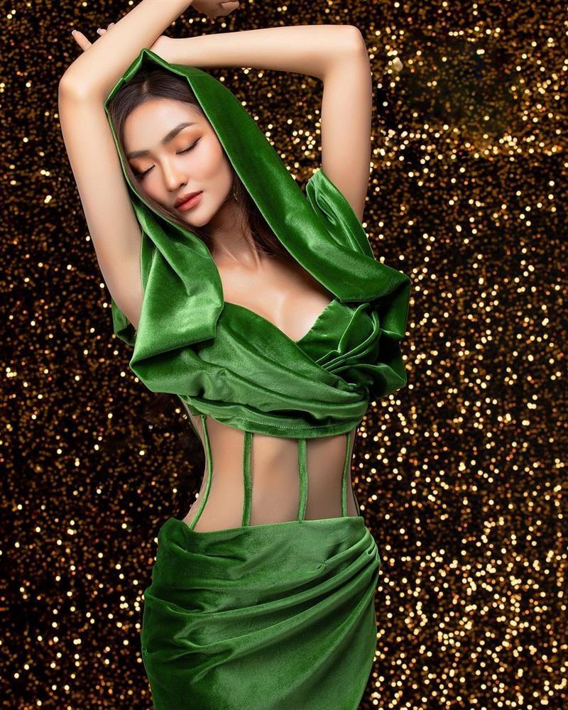 Phong cách Hoa hậu Campuchia dự khai mạc SEA Games 32-3