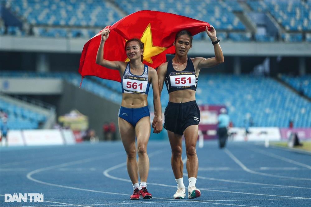 Căn nhà đơn sơ, ngập huy chương của người phi thường Nguyễn Thị Oanh-11