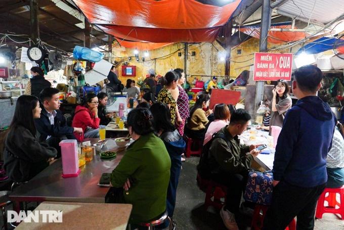 Quán bánh đa chờ, ngày bán hơn 200 bát gần 30 năm tuổi ở Hà Nội-1