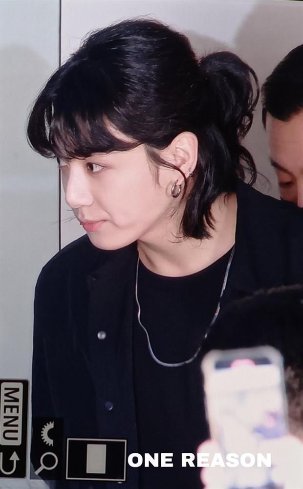 Bộ đôi Đại sứ toàn cầu Jennie - Jung Kook chiếm trọn spotlight sự kiện-3