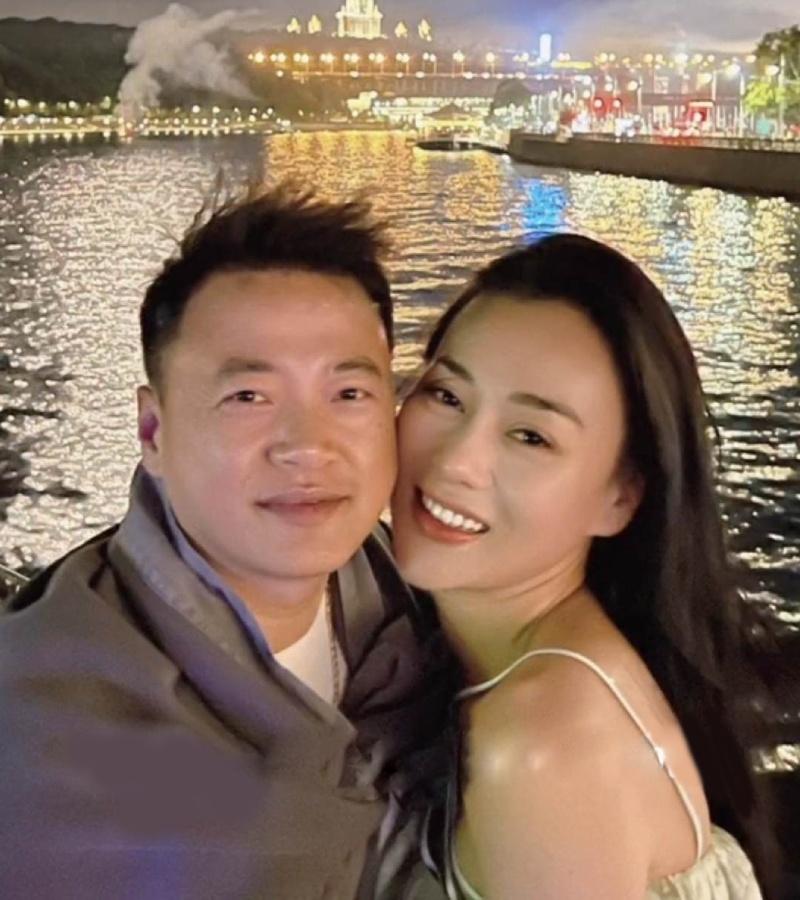 Phuong Oanh – Shark Binh veröffentlichte Liebesfotos, nachdem sich der männliche Geschäftsmann scheiden ließ-2