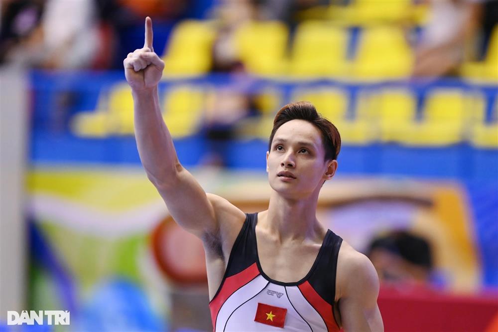 Ngắm hoàng tử TDDC Đinh Phương Thành ở 5 kỳ SEA Games-10