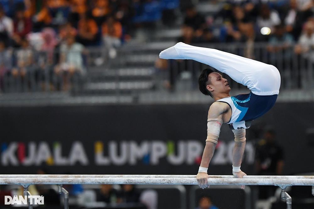 Ngắm hoàng tử TDDC Đinh Phương Thành ở 5 kỳ SEA Games-5
