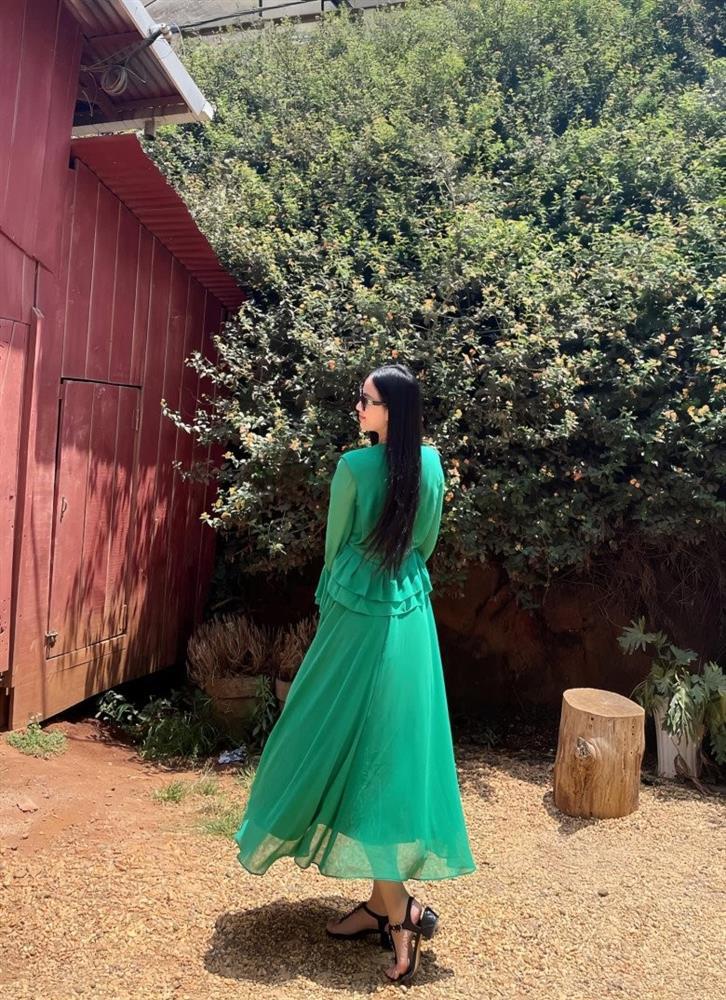 Mỹ nhân tự tin đụng hàng Đỗ Mỹ Linh, sắc vóc lấn lướt dâu hào môn-5